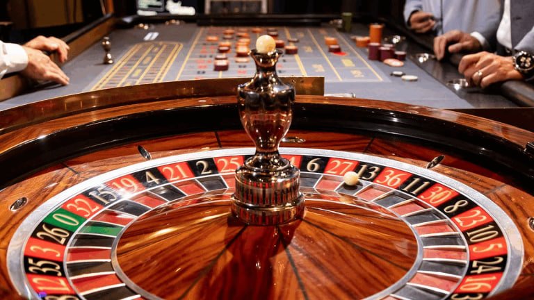 ph11 platform overview showing sports and casino game categories